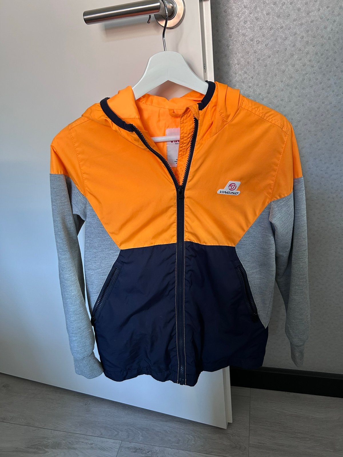 Vingino zomerjas- Oranje/Grijs/Blauw, Ophalen of Verzenden, Gebruikt, Jongen, Jas