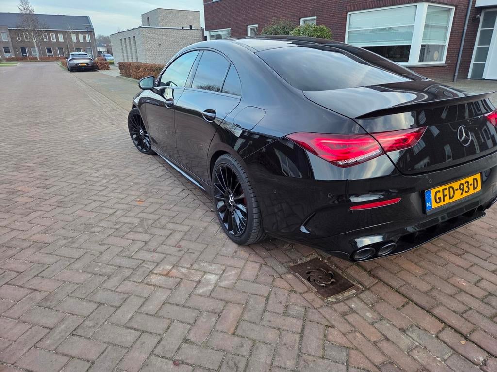 Mercedes-Benz CLA 250 224pk 7G-DCT 2019 Zwart, 4 cilinders, Zwart, Parkeerassistent, Particulier