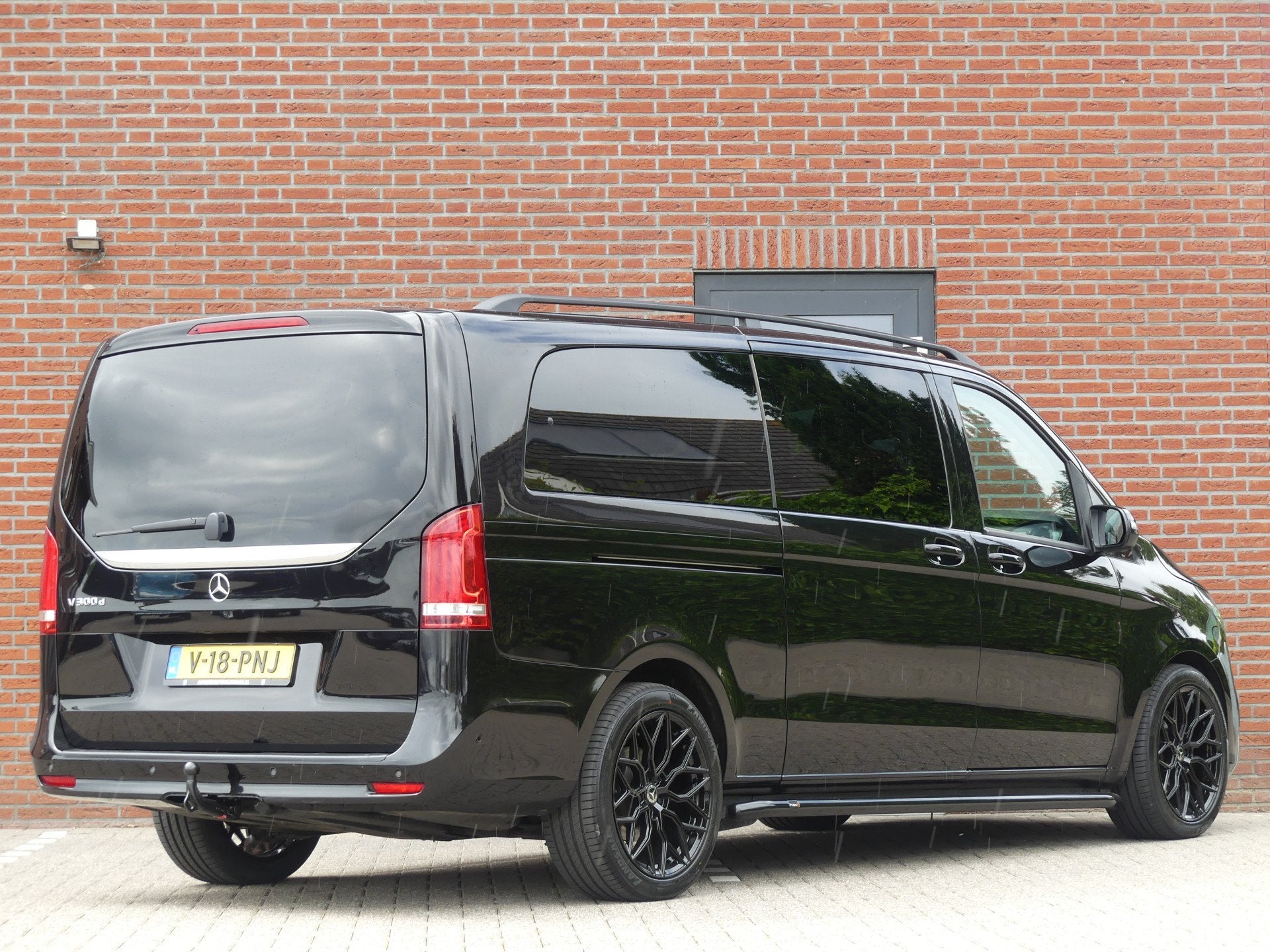 Mercedes-Benz V-Klasse 300d Extra Lang Dubbel Cabine Adaptiv, Auto's, Dealer onderhouden, Achterwielaandrijving, Gebruikt, Euro 6