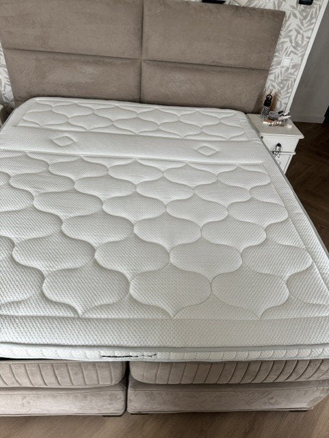 Swiss Sense Boxspring Royal Serengeti 180x210cm, Huis en Inrichting, Slaapkamer | Boxsprings, Ophalen, Bruin, Boxspring Royal Serengeti (major liver)