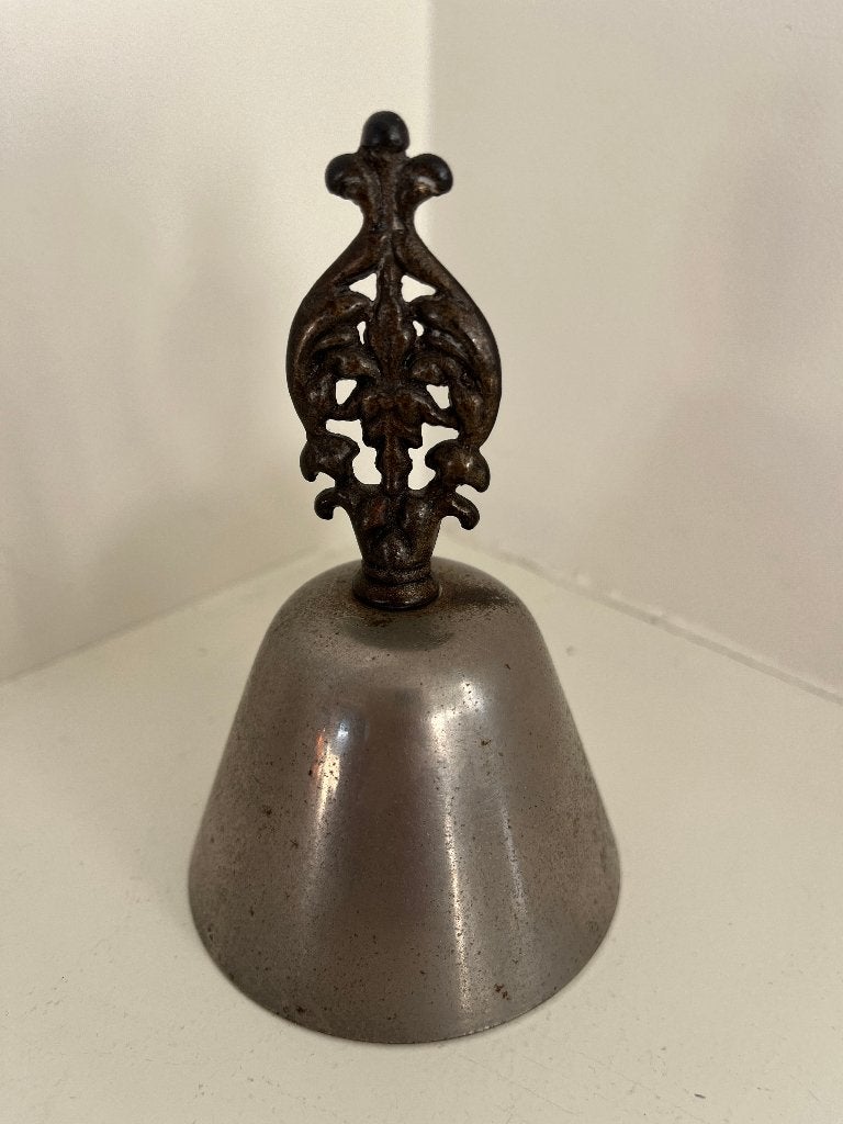 Brocante tafelbel met bewerkt handvat, Ophalen of Verzenden