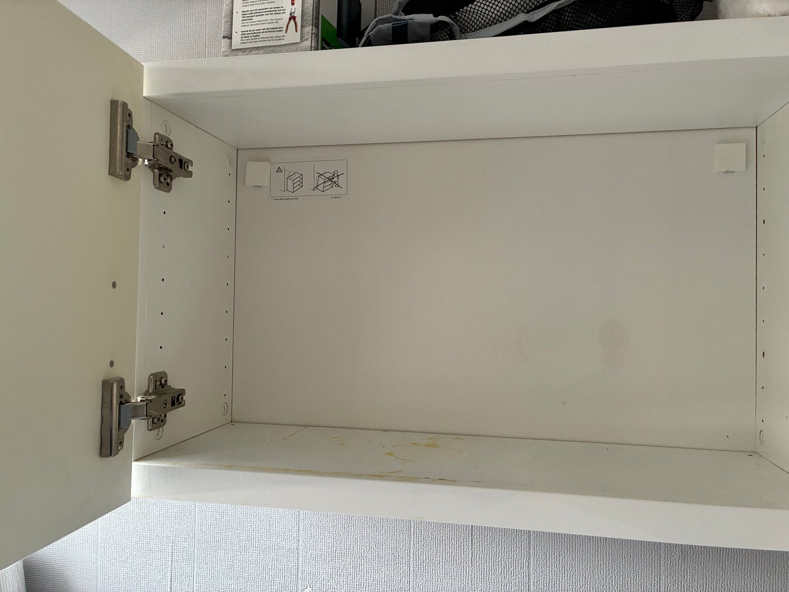 3x IKEA kast met hoogglans deuren (60x20x38 cm), Ophalen, Gebruikt