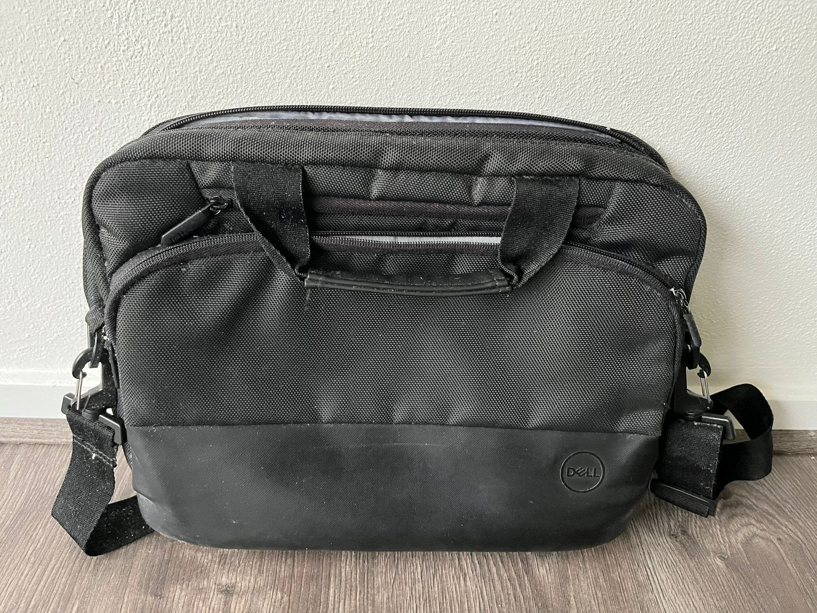 Laptoptas, Computers en Software, Laptoptassen, Ophalen, Zo goed als nieuw