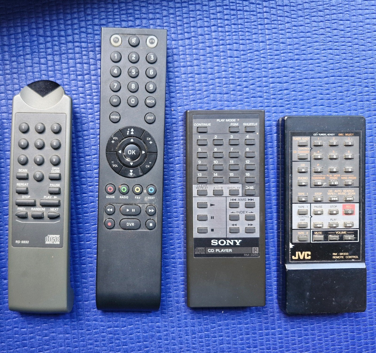 Afstandsbedieningen, Philips, Sony, JVC, algemeen, Ophalen of Verzenden