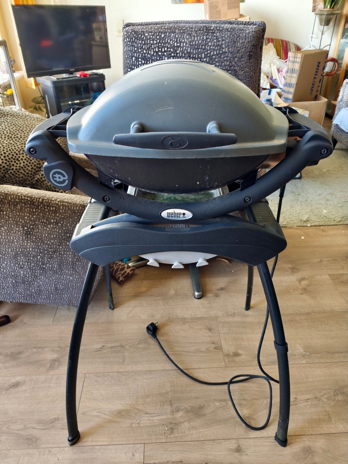 Weber Q1400 elektrische BBQ - 1x gebruikt, Tuin en Terras, Ophalen, Zo goed als nieuw, Weber