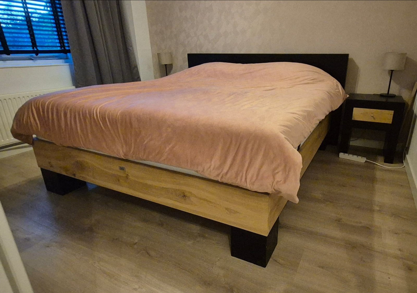 Elektrisch tweepersoonsbed 180x200 met lattenbodem, Ophalen, Tweepersoons, 180 cm, 200 cm