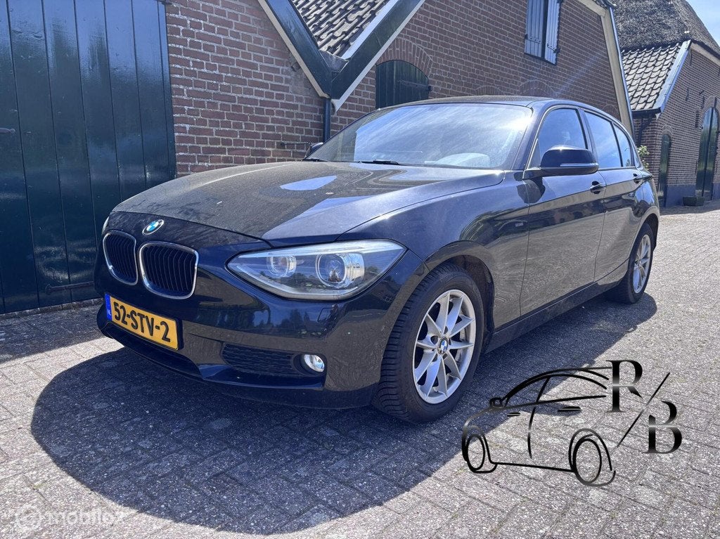 BMW 1-serie 116i Business EXPORT LEES TEKST! PRIJS VAST, Auto's, 1-Serie, Euro 5, Gebruikt, Zwart