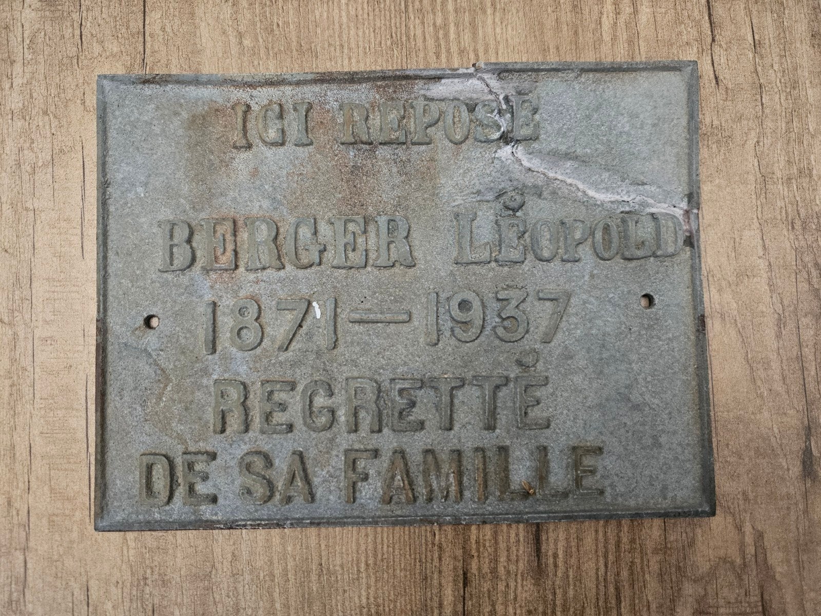 Frans antieke gietijzeren grafplaat Burger Léopold 1871-1937, Ophalen of Verzenden
