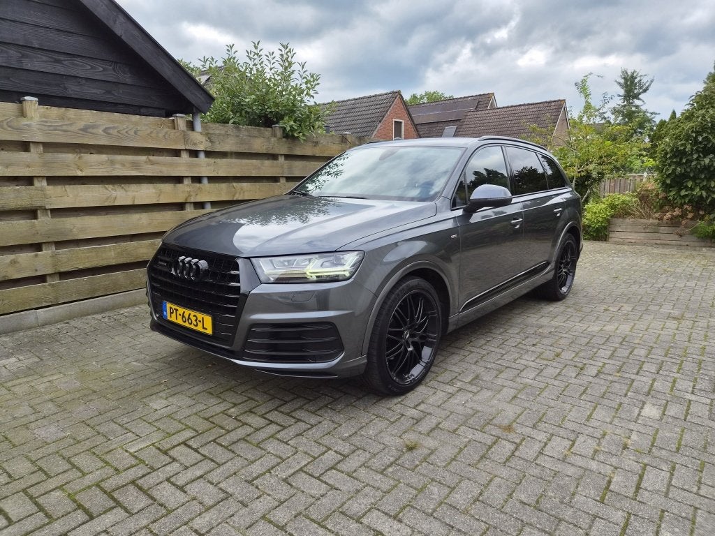 Audi Q7 3.0TDI 3x S-line/ 22inch! Zeer mooie uitvoering, Auto's, Automaat, Gebruikt, 241 €/maand, Leder en Stof