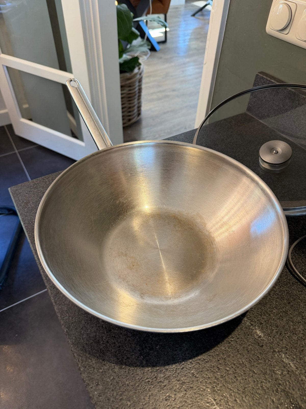Demeyere Wokpan 30cm - RVS met Deksel, Huis en Inrichting, Ophalen, Demeyere, Gebruikt, Met deksel