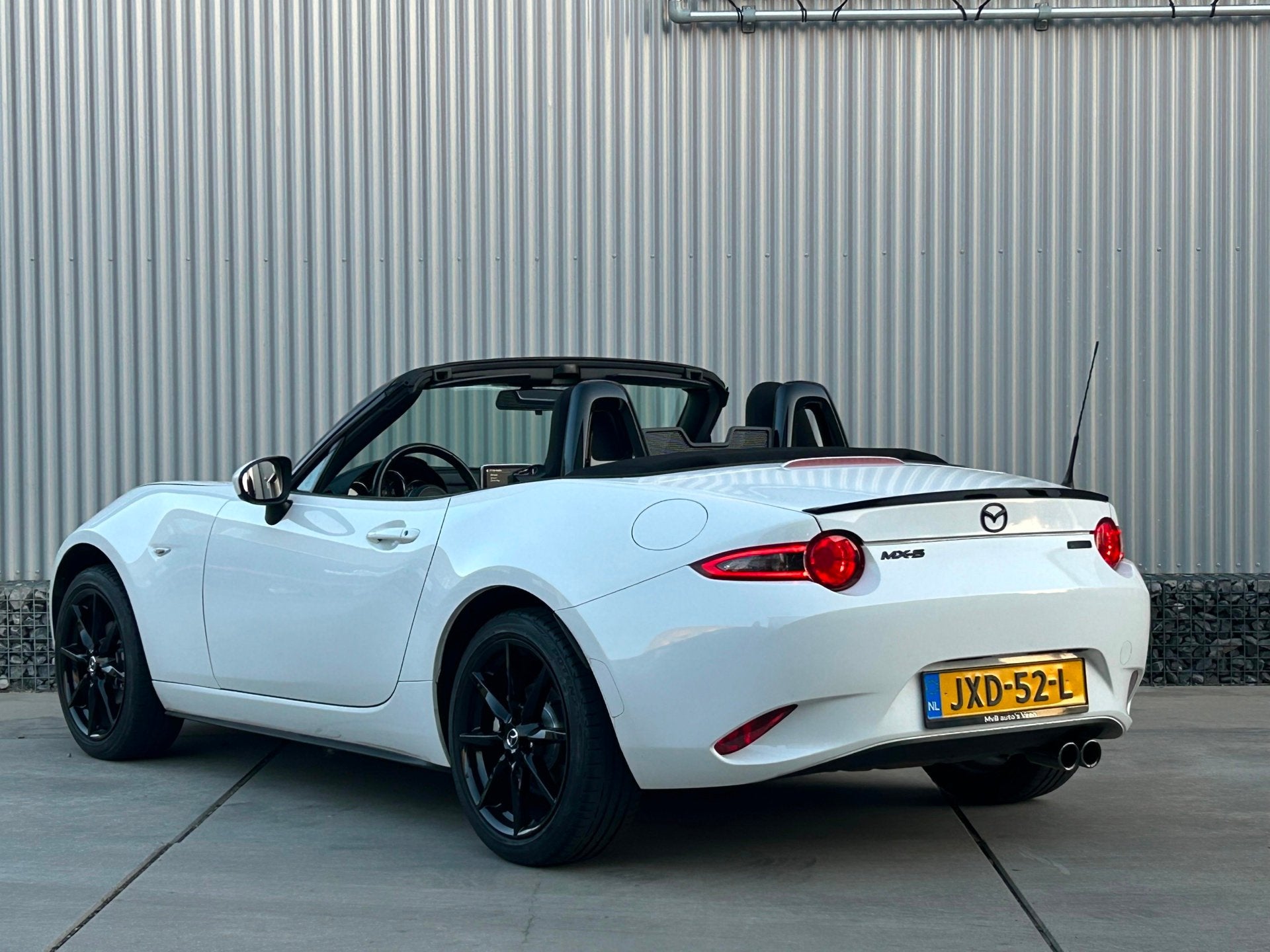 Mazda MX-5 1.5 SkyActiv-G 131 S, Airco, navigatie, Auto's, Mazda, Gebruikt, 4 cilinders, Cabriolet, Bedrijf