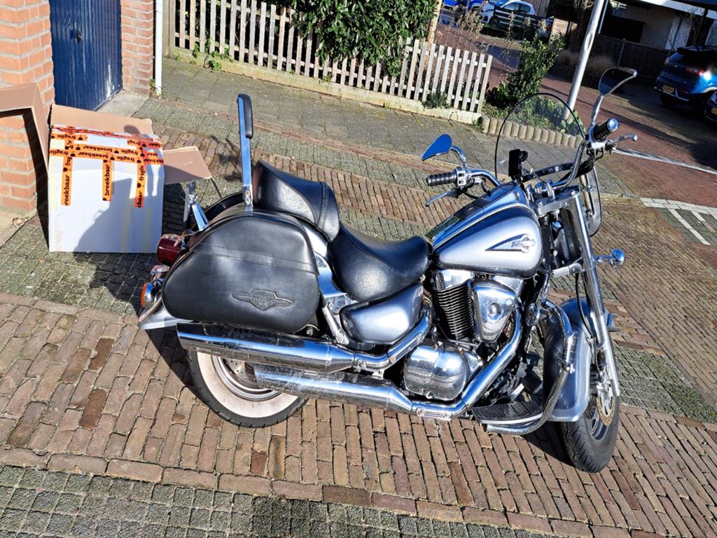Suzuki intruder VL1500LC  2003, Motoren, Cardan-aandrijving, 2 cilinders, Occasion, 1500 cc