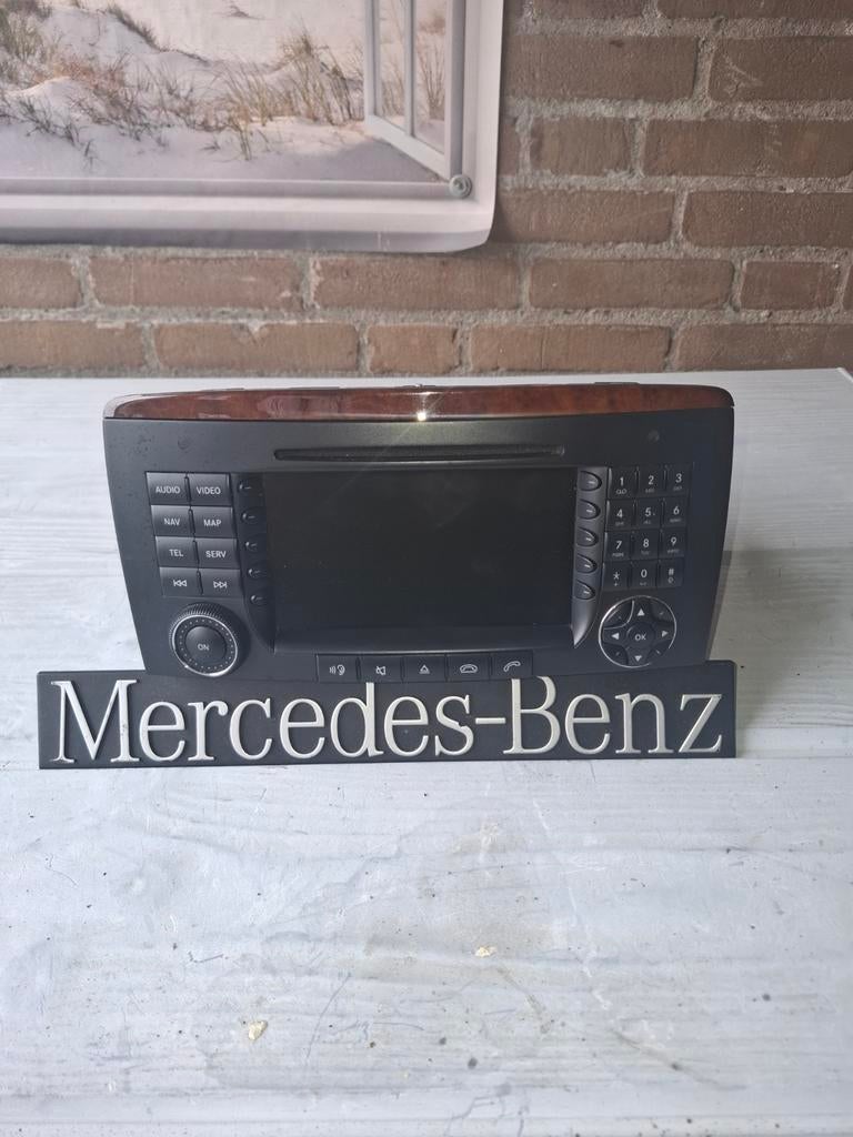 Mercedes Harman/Becker radio navigatie BE 6094, Auto diversen, Autonavigatie, Ophalen of Verzenden, Zo goed als nieuw