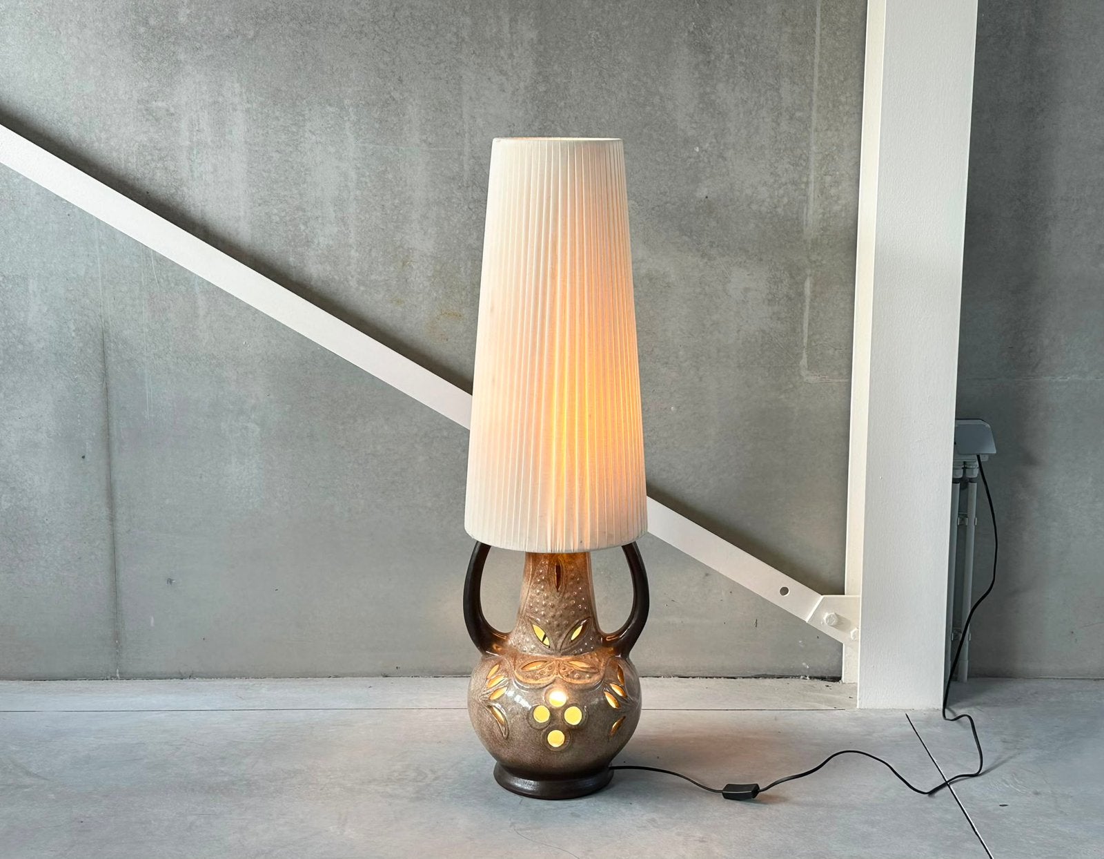 Vintage Fatlava vloerlamp, Ophalen of Verzenden, Sfeerlamp, Zo goed als nieuw, Hout
