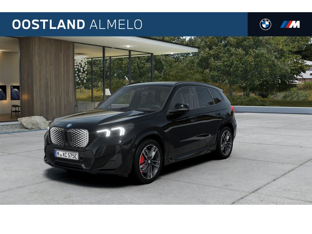BMW iX1 eDrive20 M Sport / Trekhaak / Sportstoelen / Adaptie, Auto's, BMW, Bedrijf, Te koop, iX1, Alarm, Bochtverlichting, Digitale radio-ontvangst
