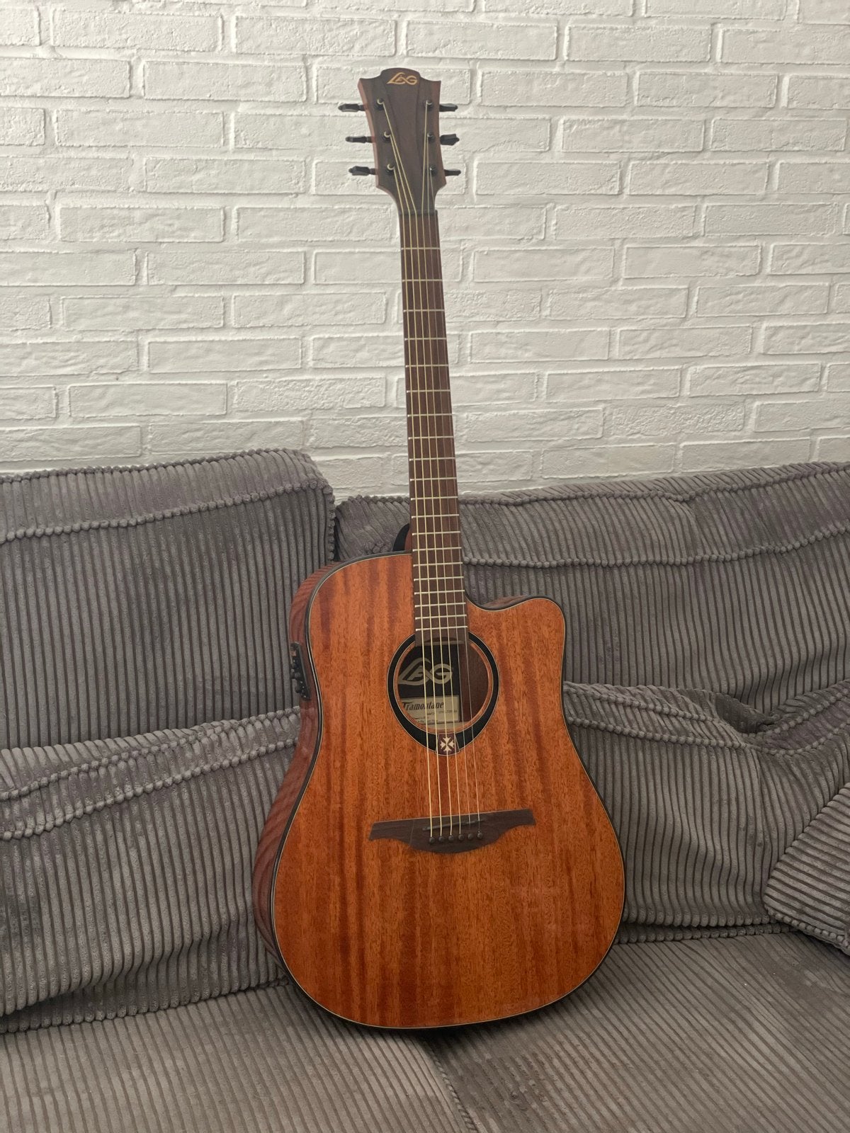 Lag T 90 DCE Dreadnought Cutaway Electro Western gitaar, Ophalen, Nieuw, Western- of Steelstringgitaar, Met (piezo-)element