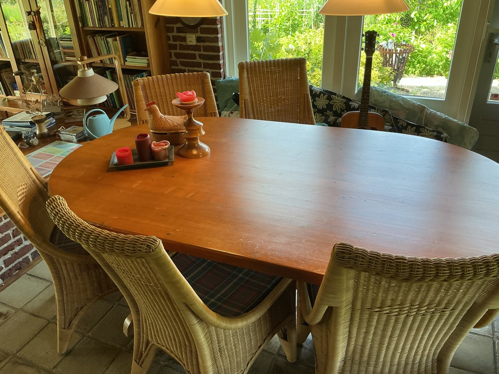 Landhuisstijl Eetkamerset: Tafel met 6 Rotan Stoelen, Ophalen, Gebruikt, 4 tot 6 stoelen