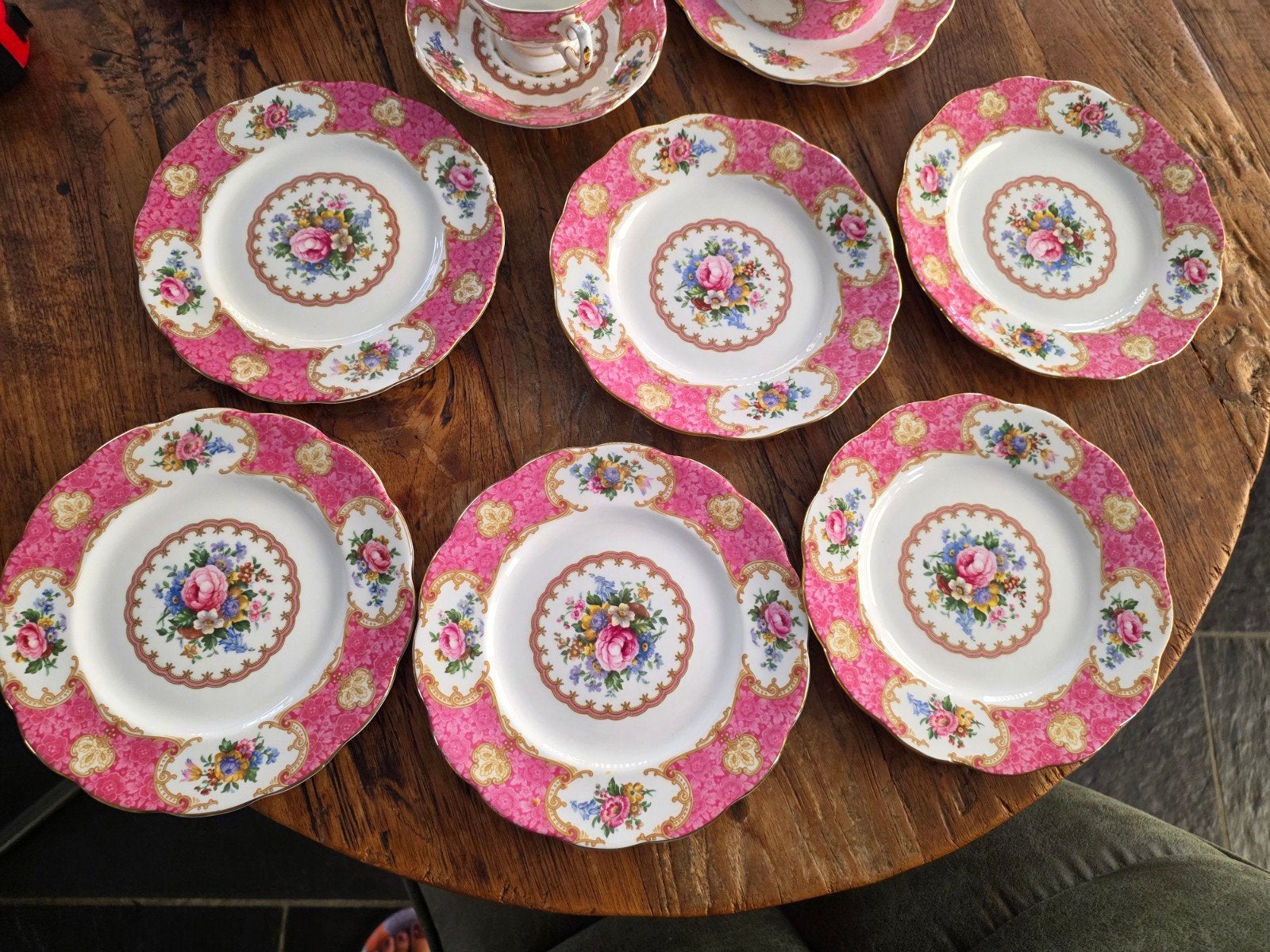 Royal Albert Lady Carlyle ontbijt/dessert bordjes (6 stuks), Antiek en Kunst, Antiek | Servies los, Ophalen of Verzenden