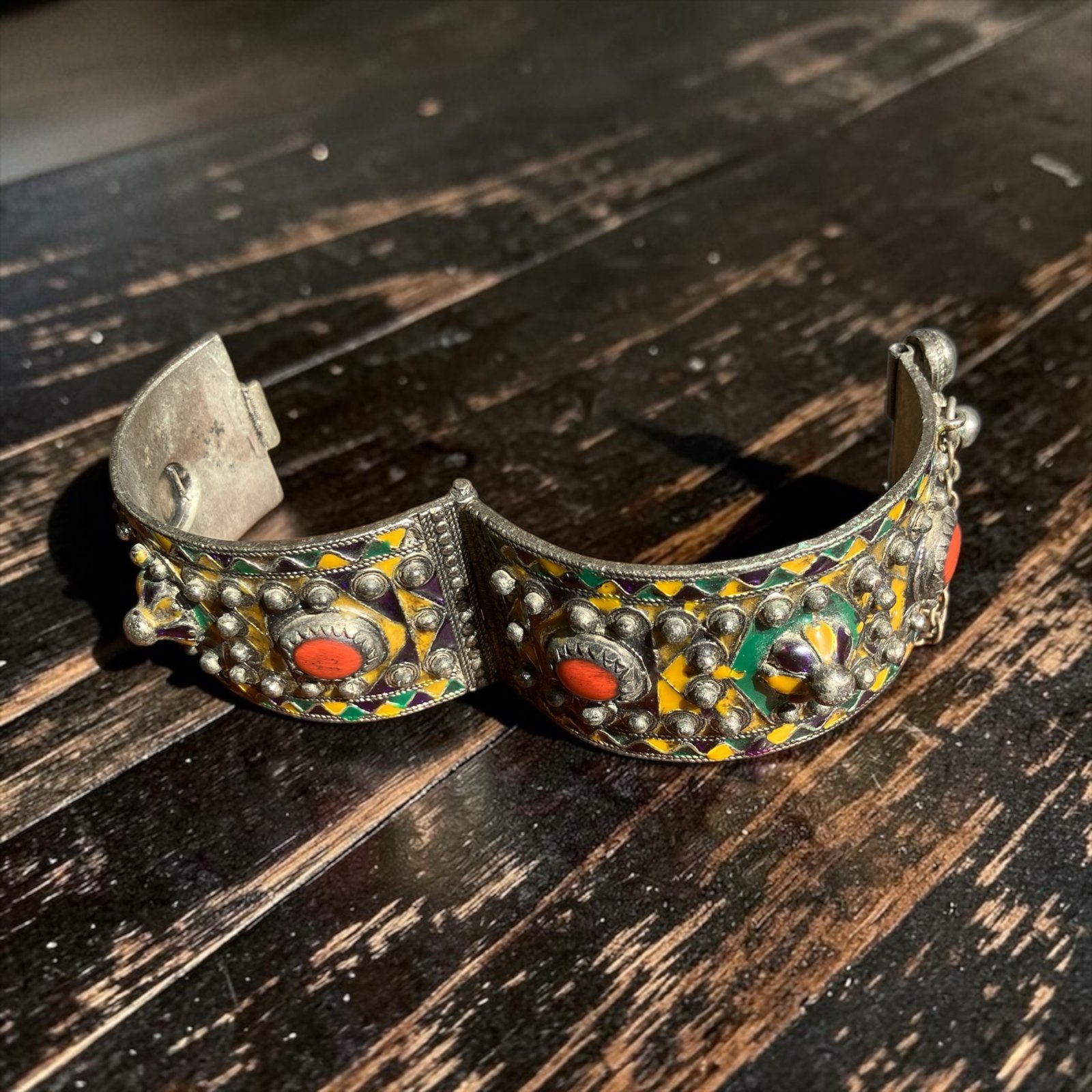 Antieke Berber Armband uit Kabylië, Algerije - Jaren '50, Sieraden, Tassen en Uiterlijk, Ophalen of Verzenden, Overige materialen