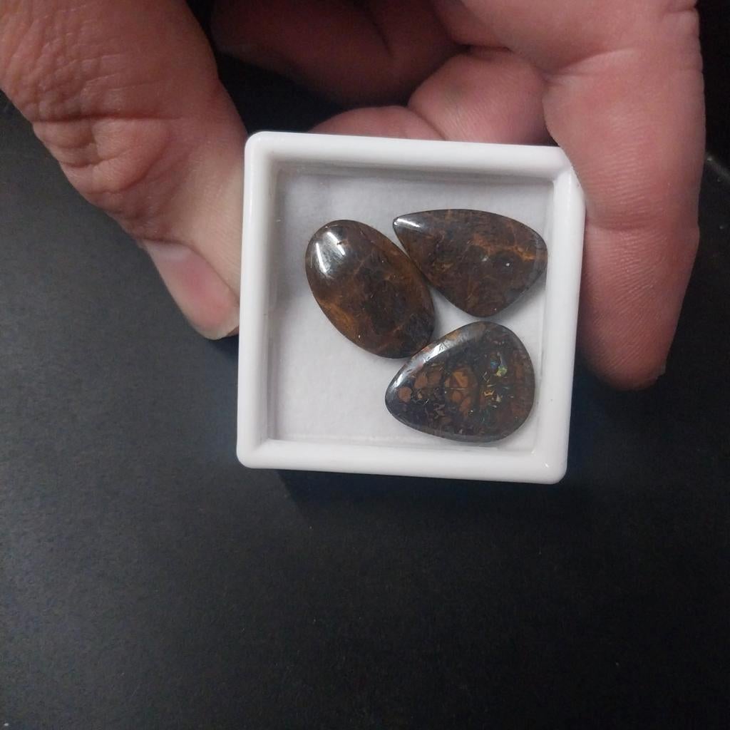 3 boulder opaal cabochons, Ophalen of Verzenden