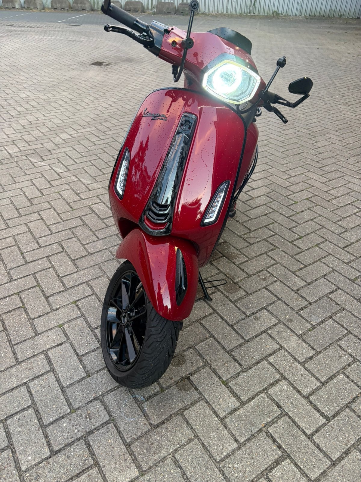 Vespa sprint 80cc dd 4v 4 takt full option, Ophalen, Overige modellen, Zo goed als nieuw, Benzine