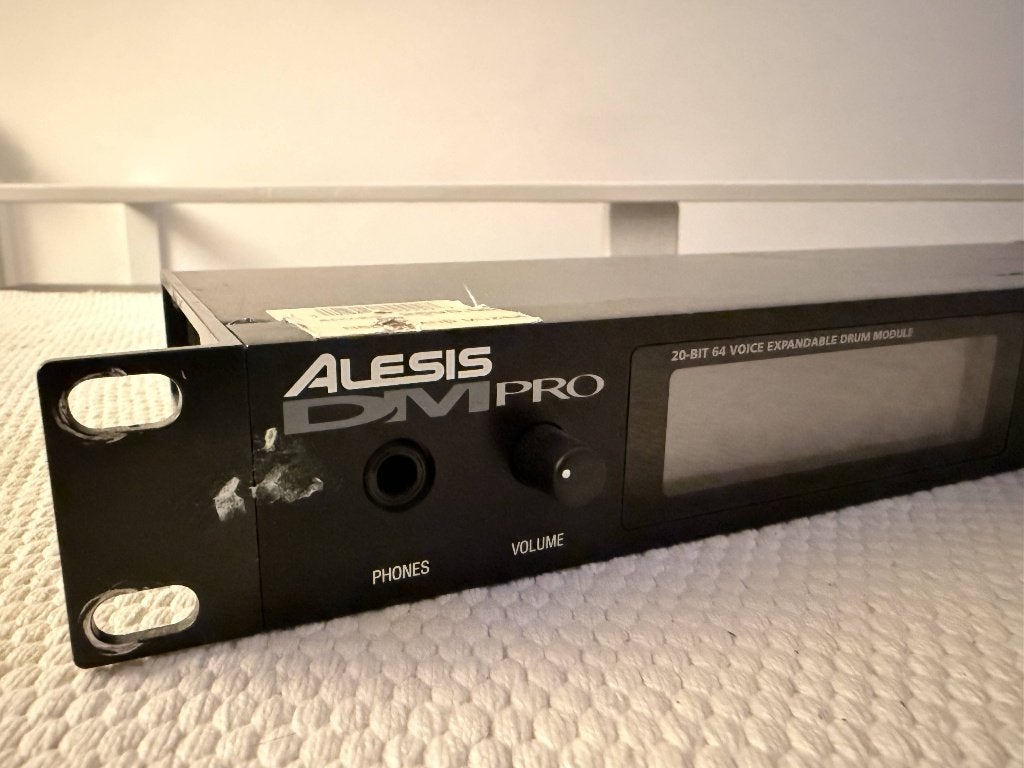 Alesis DM Pro - 20-bit 64 Voice Expandable Drum Module, Ophalen of Verzenden, Gebruikt, Overige typen