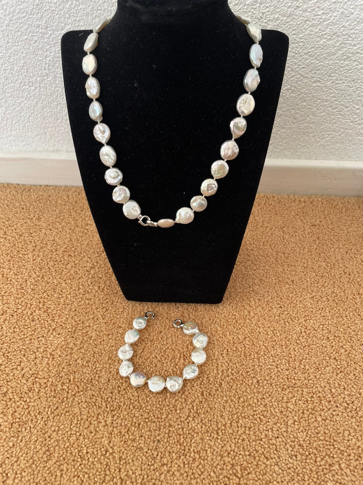 Set collier & armband - kleine munt parel, Ophalen of Verzenden, Nieuw, Wit