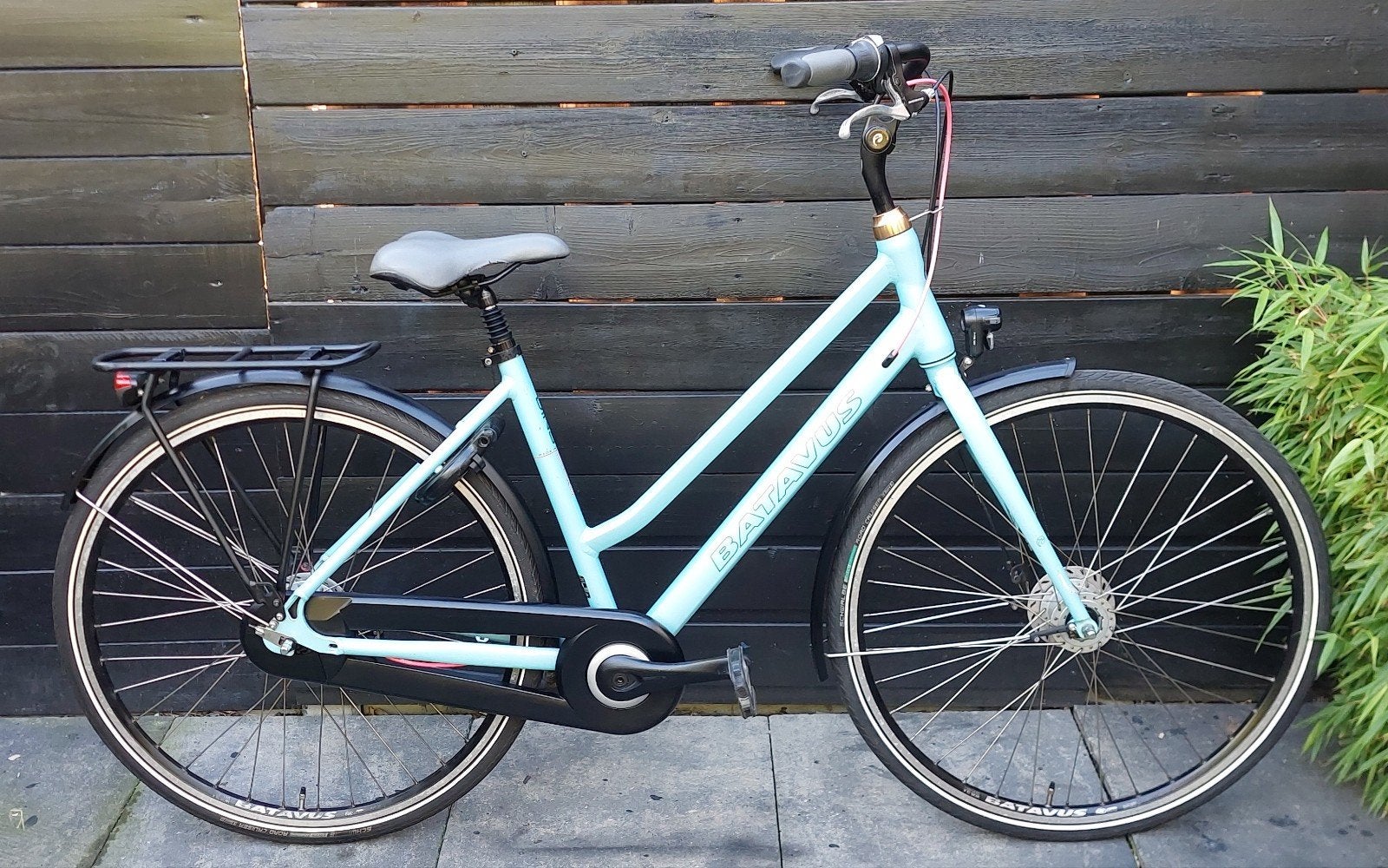 Batavus Dinsdag Citybike 28" N7 AXA, Batavus, Ophalen of Verzenden, Zo goed als nieuw, Trommelrem