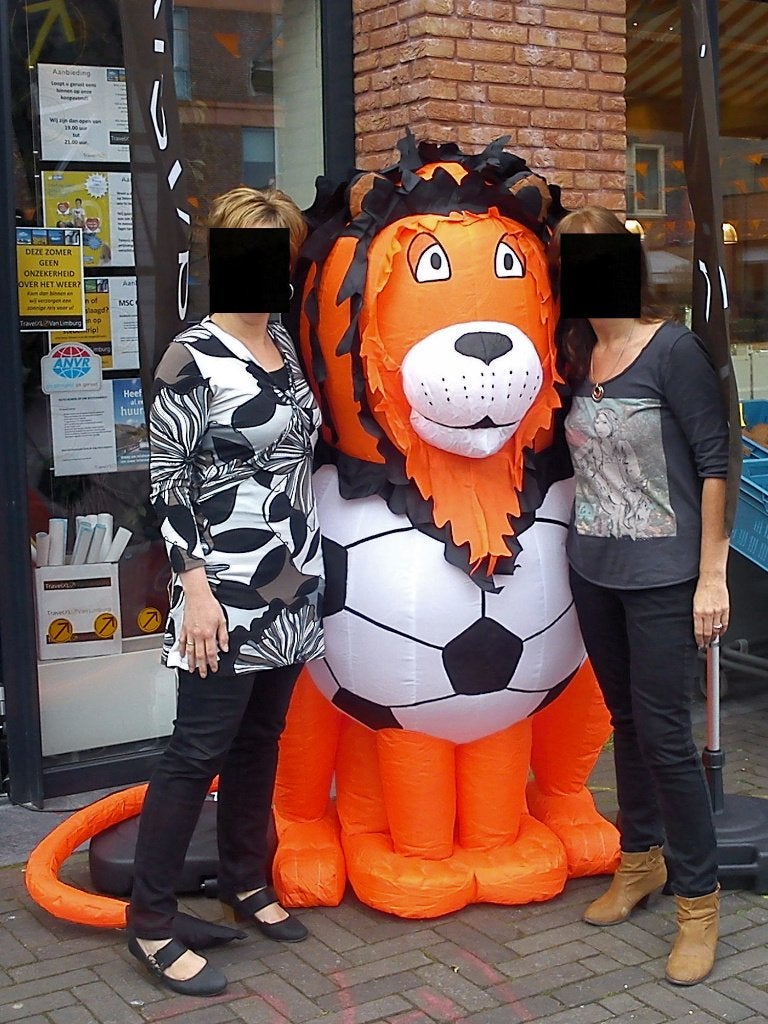 Stunt! Grote opblaas WK Oranje Leeuw met pomp, nieuw in doos, Info@new-trend.nl, Overige typen, Nieuw, Ophalen of Verzenden