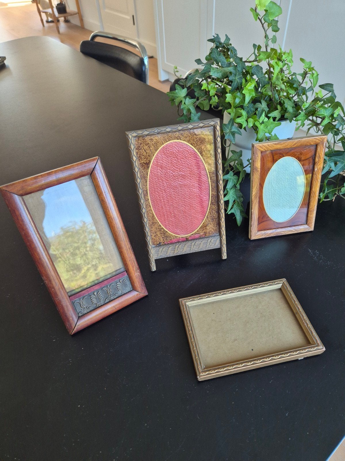 4 antieke houten fotolijstjes, Verzenden