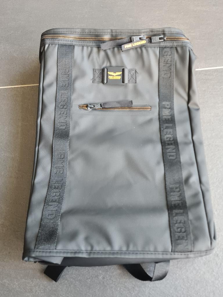 NIEUW! PME LEGEND zwarte rugtas met meerdere vakken, Sieraden, Tassen en Uiterlijk, Tassen | Rugtassen, Overige merken, 25 tot 40 cm