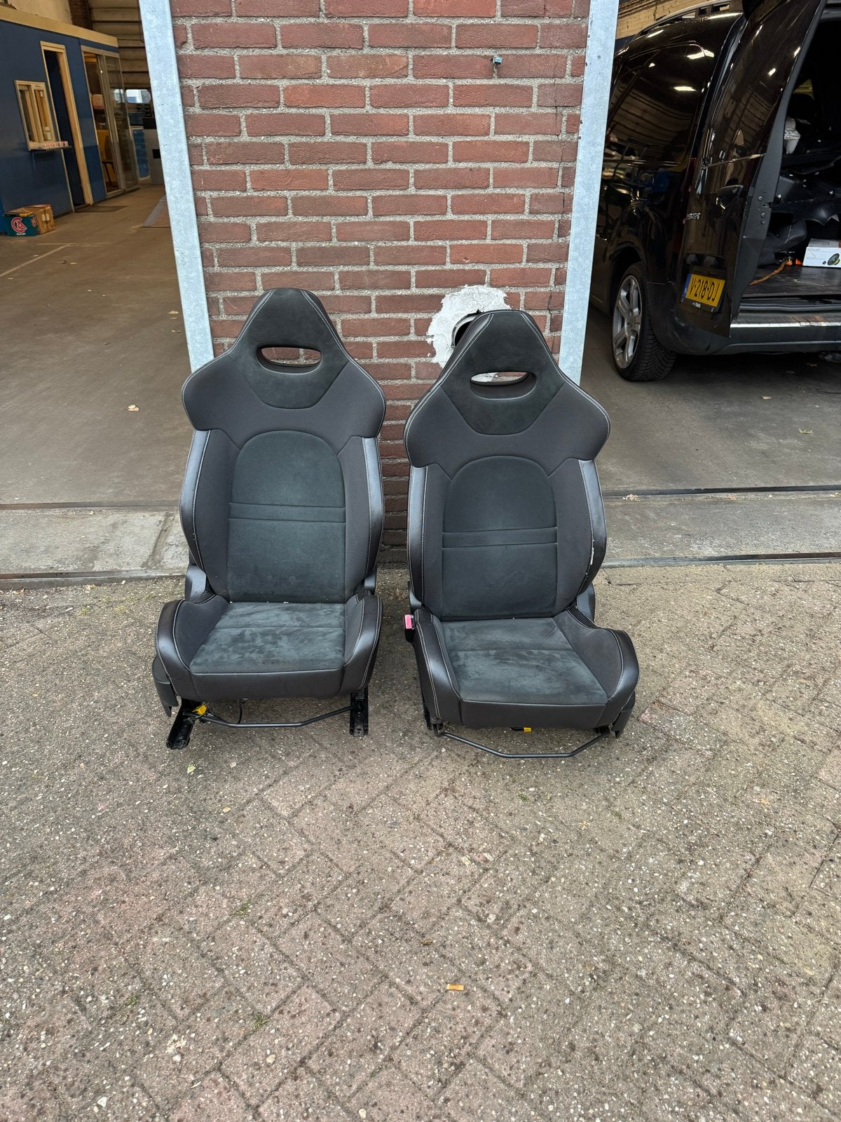 Rc stoelen peugeot 207 met achterbank en panelen, Auto-onderdelen, Interieur en Bekleding, Ophalen, Gebruikt, Universele onderdelen