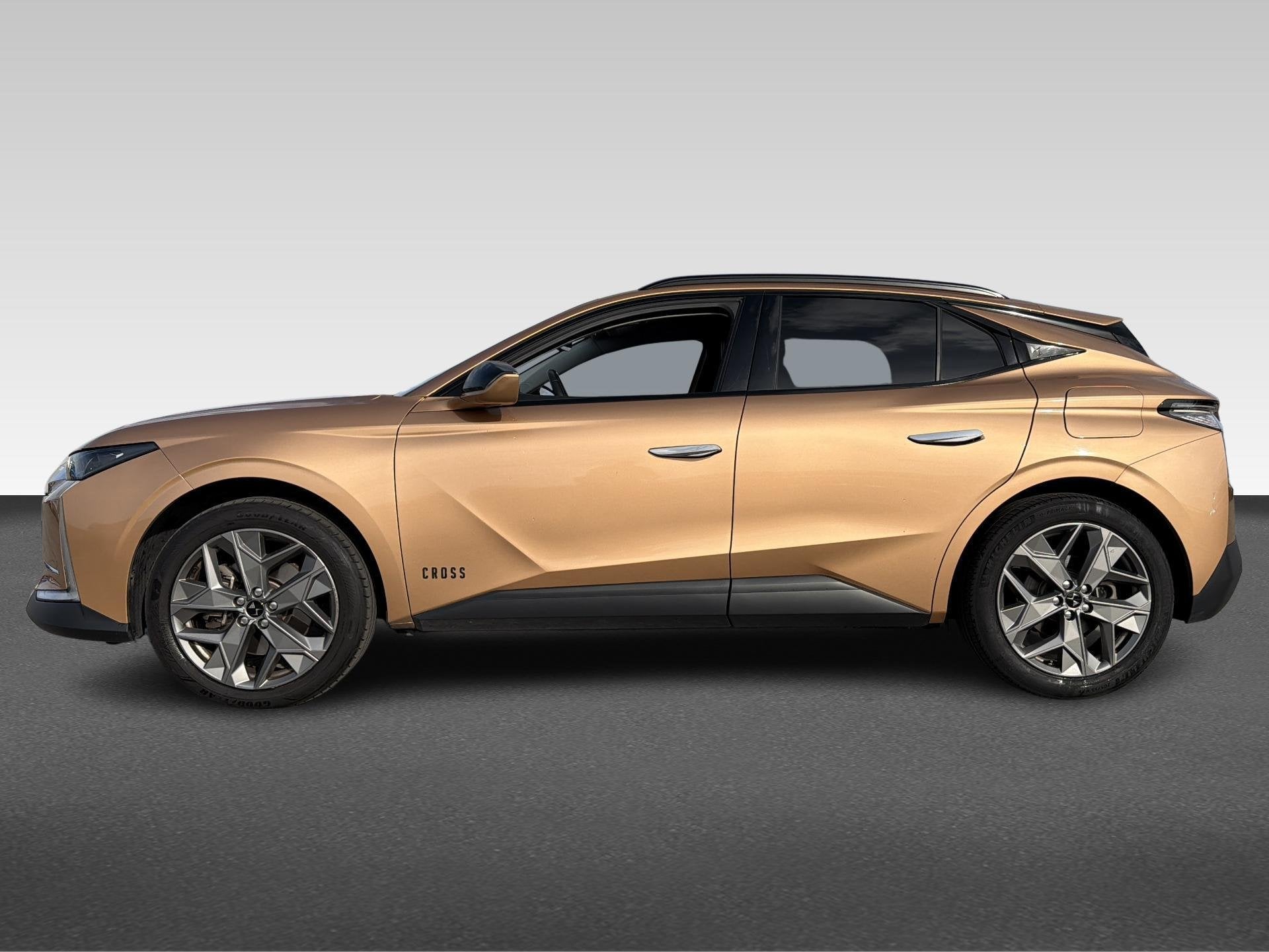 DS 4 1.6 E-Tense 225pk Automaat Trocadero Cross, Auto's, DS, Gebruikt, 4 cilinders, Bruin, Hybride Elektrisch/Benzine
