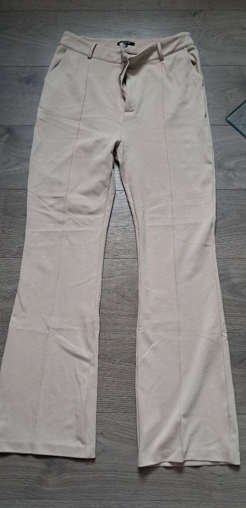 Nikkie broek maat 42, Verzenden, Beige, Maat 42/44 (L), Nikkie
