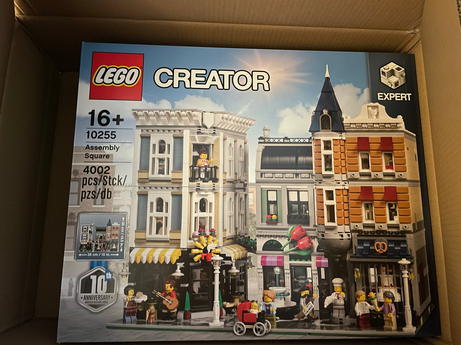 Lego Creator Expert 10255 Assembly Square Nieuw, Kinderen en Baby's, Lego, Nieuw, Ophalen of Verzenden, Ongeopend/sealed