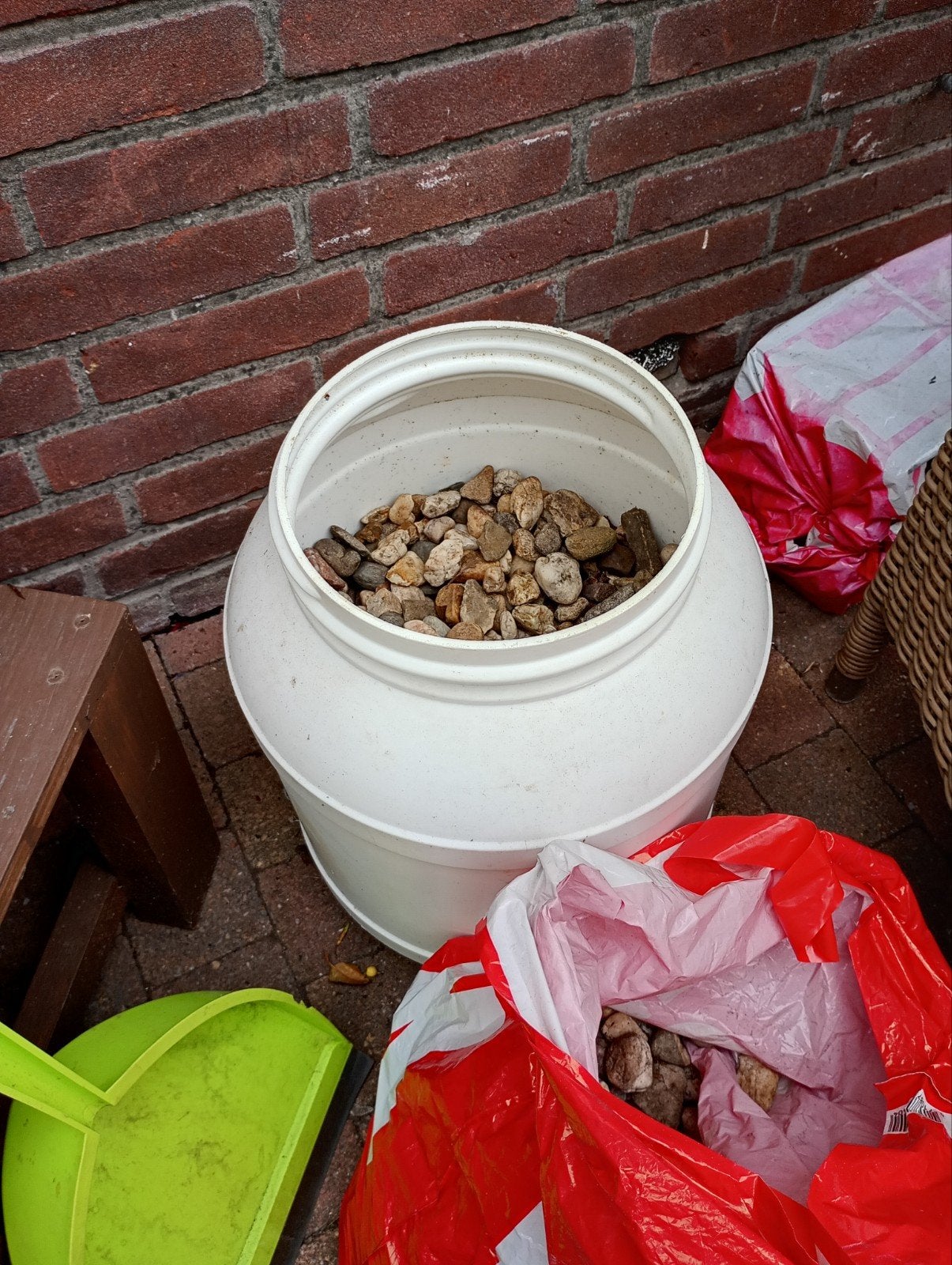 Gratis grind/kiezelstenen voor tuin of decoratie, Tuin en Terras, Ophalen, Gebruikt, Multi, Grind