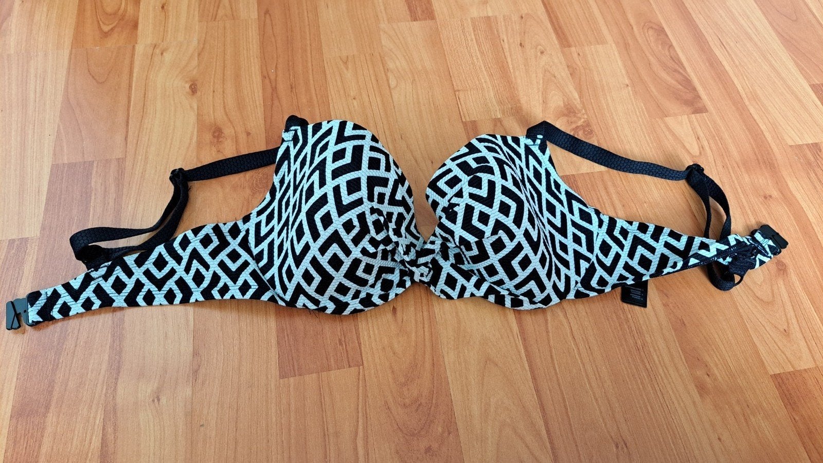 Bikini bovenstukje maat 80D, Ophalen of Verzenden, Zo goed als nieuw, Zwart, Bikini