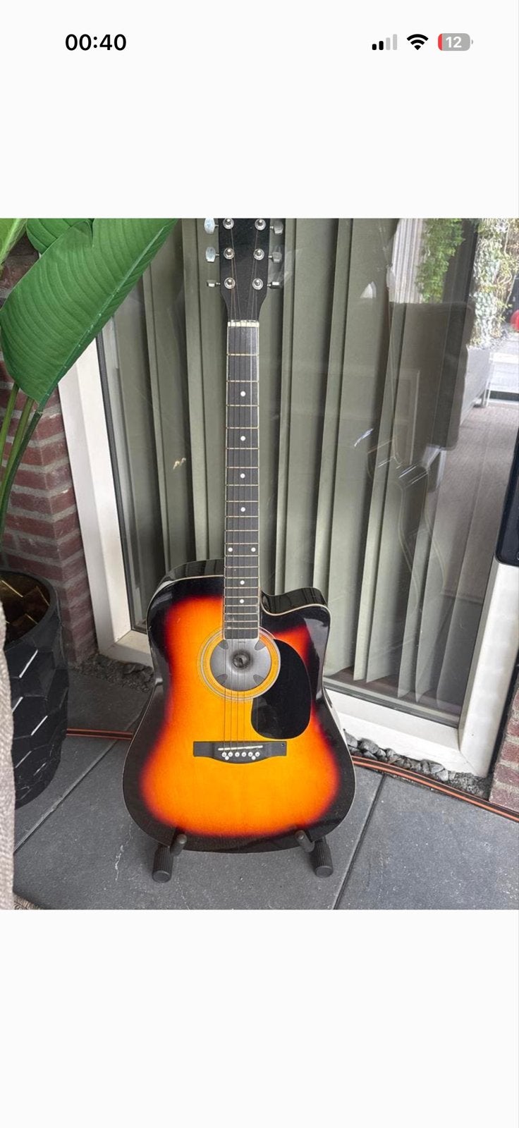 Bluetooth speaker gitaar - Zonnestraal Burst, Bluetooth, Zo goed als nieuw, Draagbare speaker, Ophalen