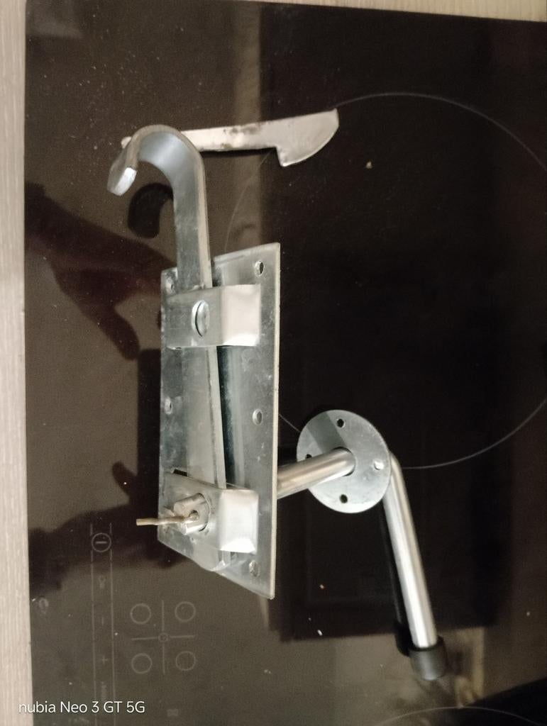 Robuuste Schuifgrendel met Handvat - Gebruikt, Ophalen