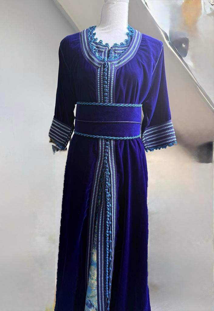 Kaftan Marokkaanse takshita maat 40 42, Paars, Maat 42/44 (L), Ophalen of Verzenden, Gedragen