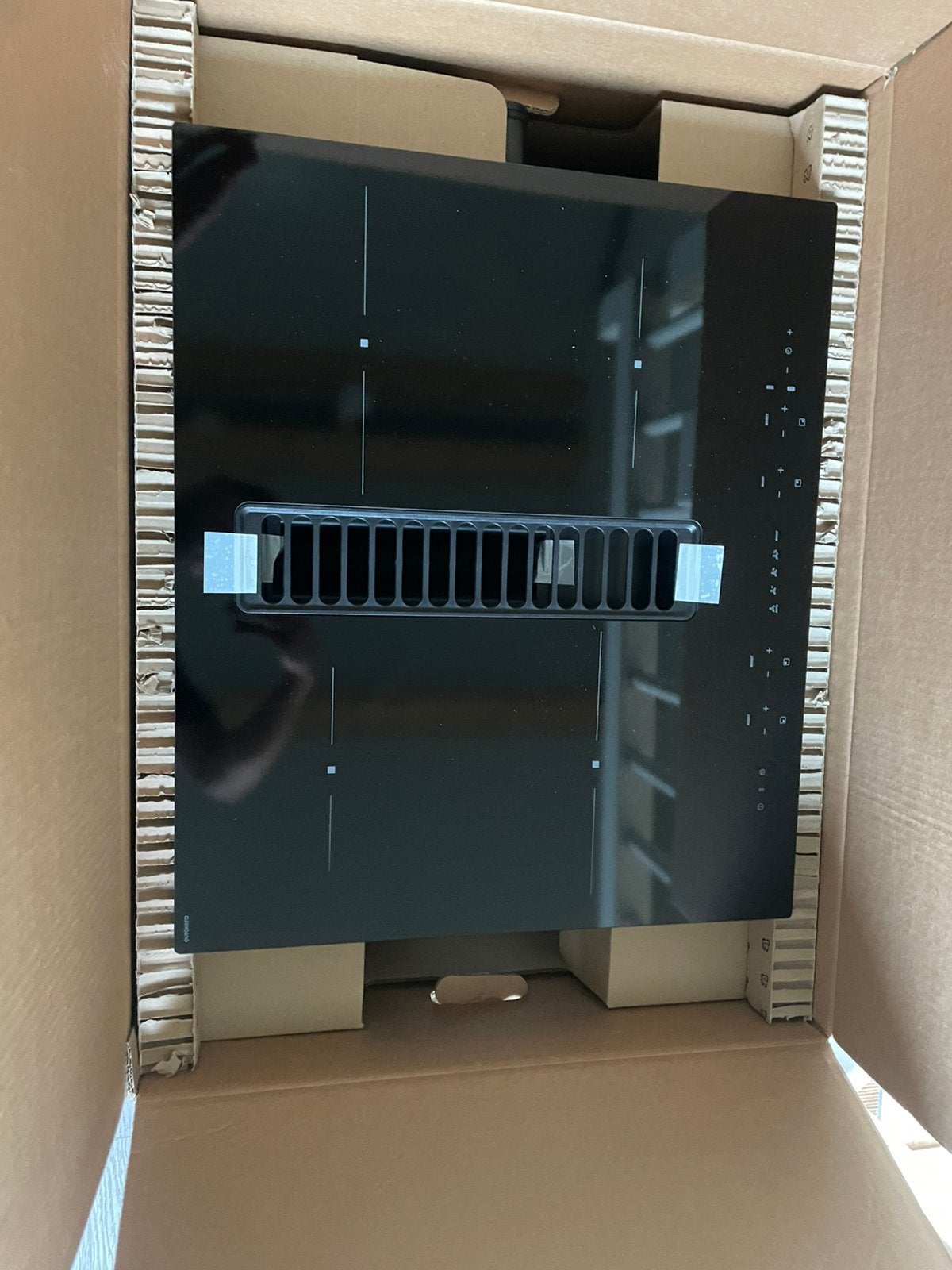 Ikea Täcknan inductiekookplaat met geintegreerde afzuigkap, Witgoed en Apparatuur, Zo goed als nieuw, Inbouw, Inductie, 4 kookzones