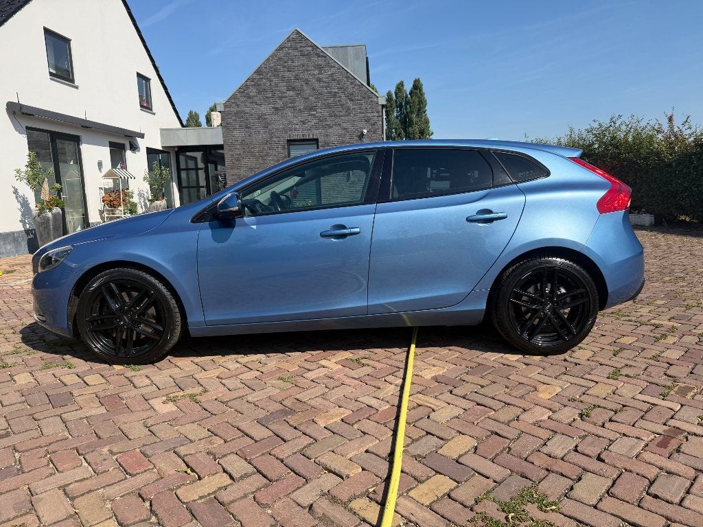 Volvo V40 2.0 D4 190PK 2014 Blauw km 185000, Auto's, Volvo, Voorwielaandrijving, Beige, Blauw, Particulier