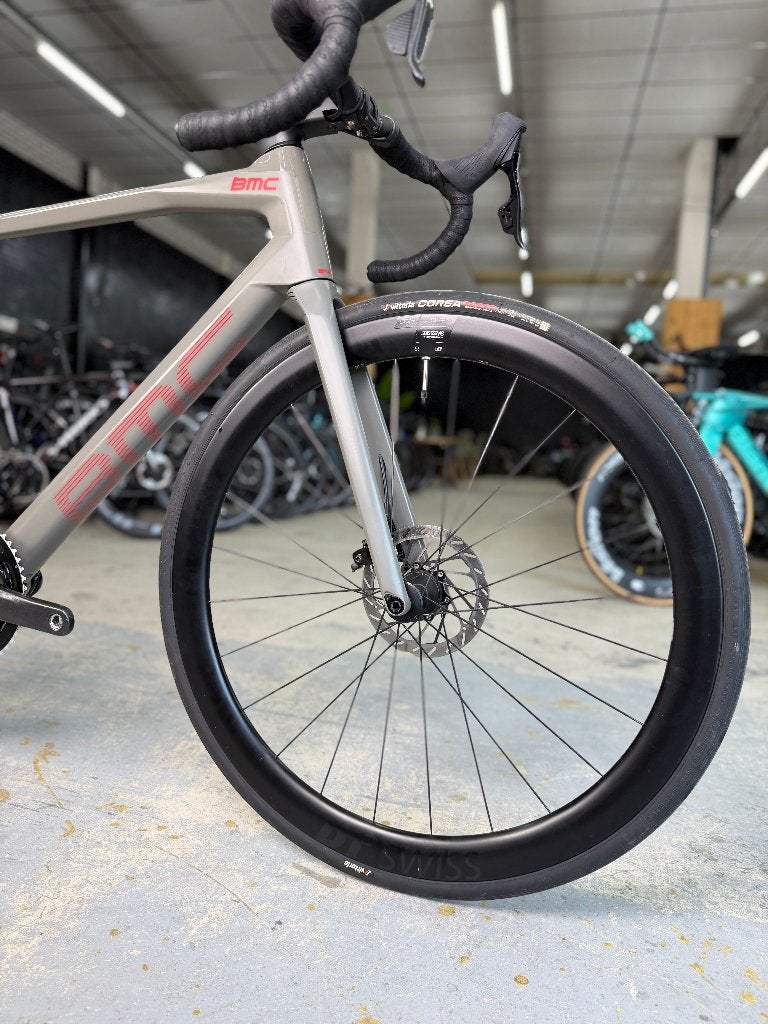 BMC Roadmachine 01 THREE AXS Carbon Racefiets, Ophalen, Zo goed als nieuw, Overige typen