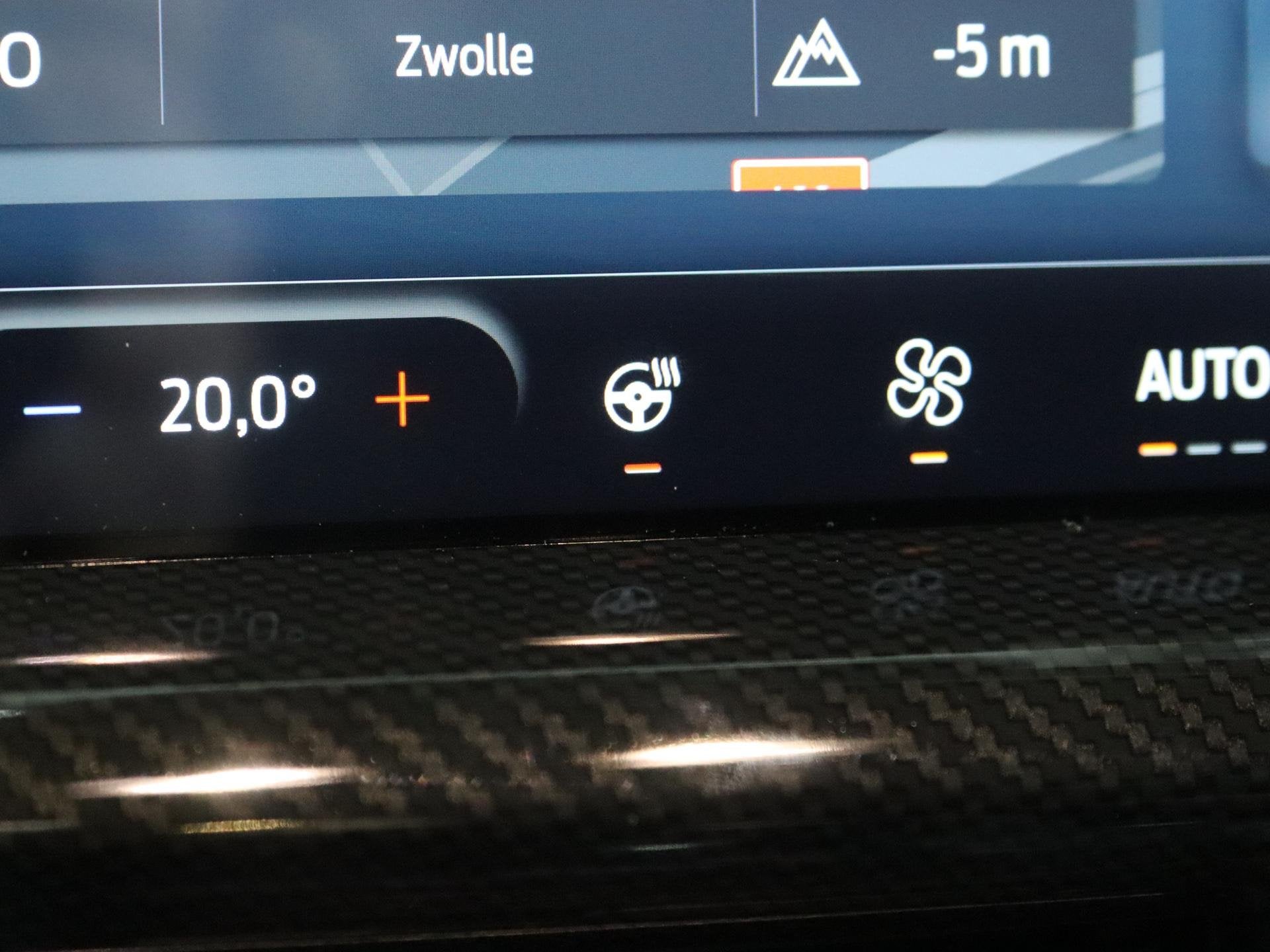 Foto 26 van Ford Focus Wagon 1.0 EcoBoost Hybrid ST Line X | Trekhaak |