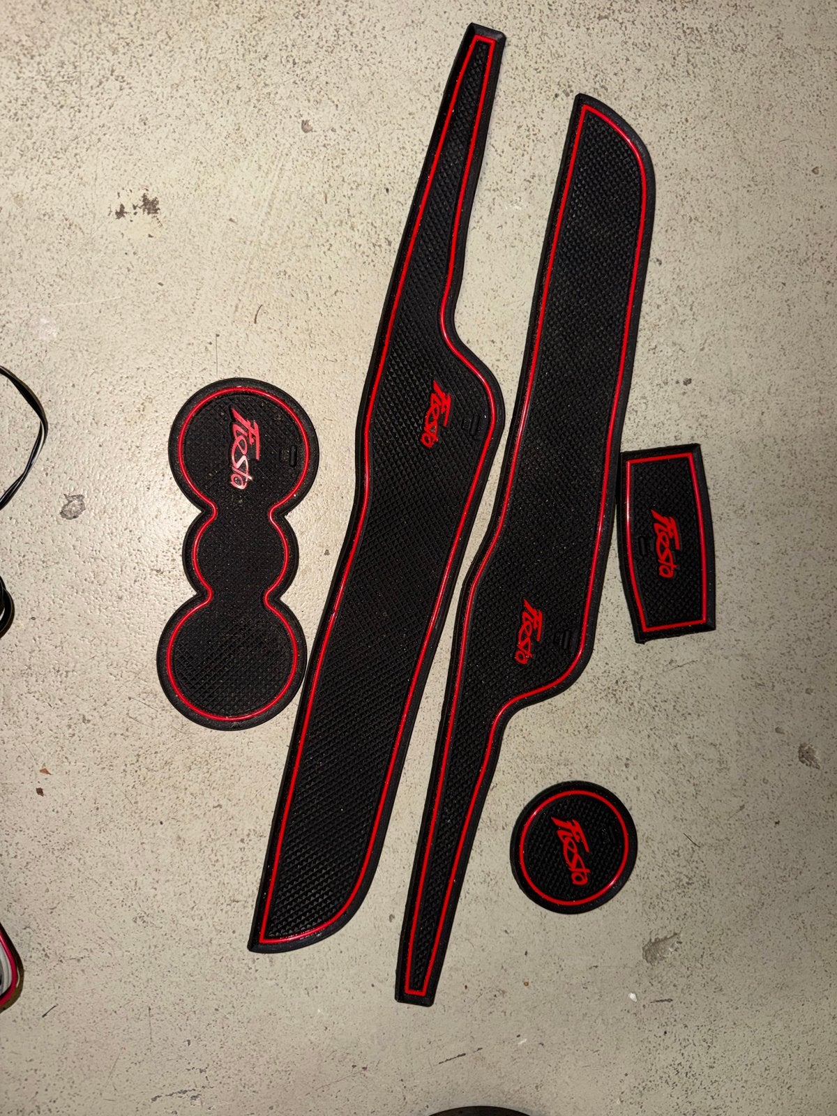 Ford Fiesta 2008/2014 Interieur Matten Set - Zwart/Rood, Ophalen of Verzenden, Nieuw