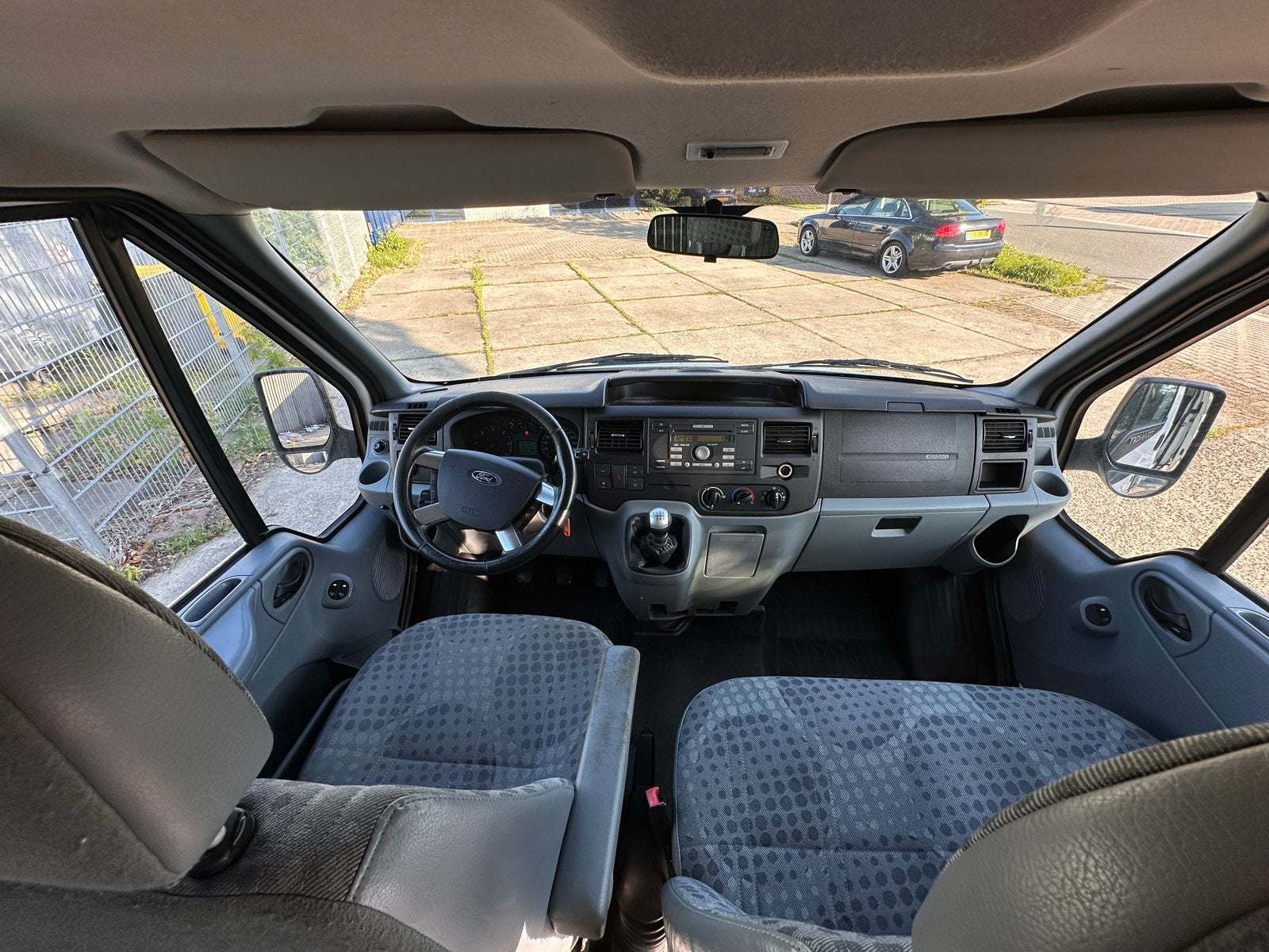 Ford Transit 2.2D / 2013 Wit / nieuwe motor, koppeling & APK, Voorwielaandrijving, Euro 5, 100 pk, Wit