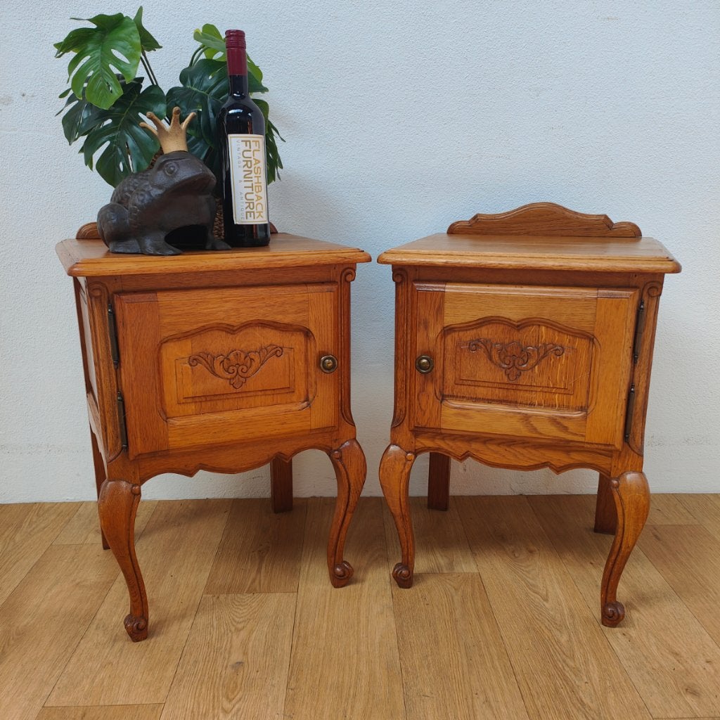 Set Vintage nachtkastjes bijzetkastjes in Queen Ann 507, Valkenswaard, Gebruikt, Minder dan 45 cm, Info@flashbackfurniture.nl