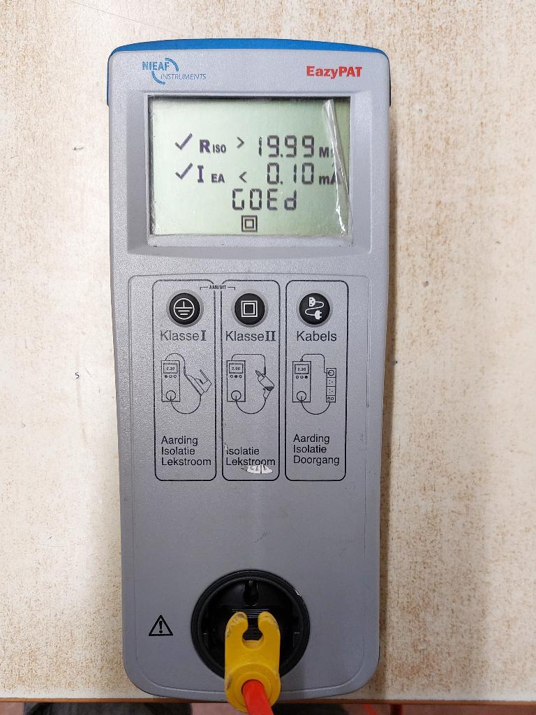 Nieaf-Smitt EazyPAT NEN- 3140 Tester, Doe-het-zelf en Verbouw, Meetapparatuur, Zo goed als nieuw, Overige meters, Ophalen of Verzenden