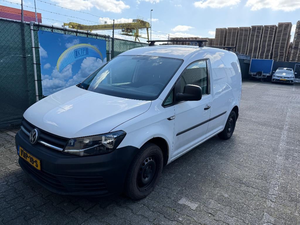 Volkswagen Caddy 1.2 TSI 84pk 2017 Wit incl BTW, Voorwielaandrijving, Stof, Zwart, 4 cilinders