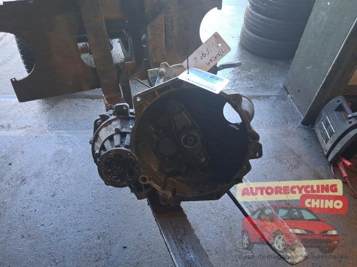 Versnellingsbak van een Volkswagen Touran, Ophalen, Gebruikt, -, Volkswagen
